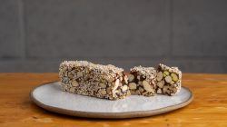 חטיף רק טוב ללא קמח תומר