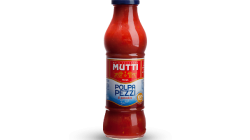 Mutti קוביות עגבניות מקולפות במיץ