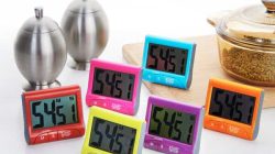 טיימר דיגיטלי צבעוני עם מגנט